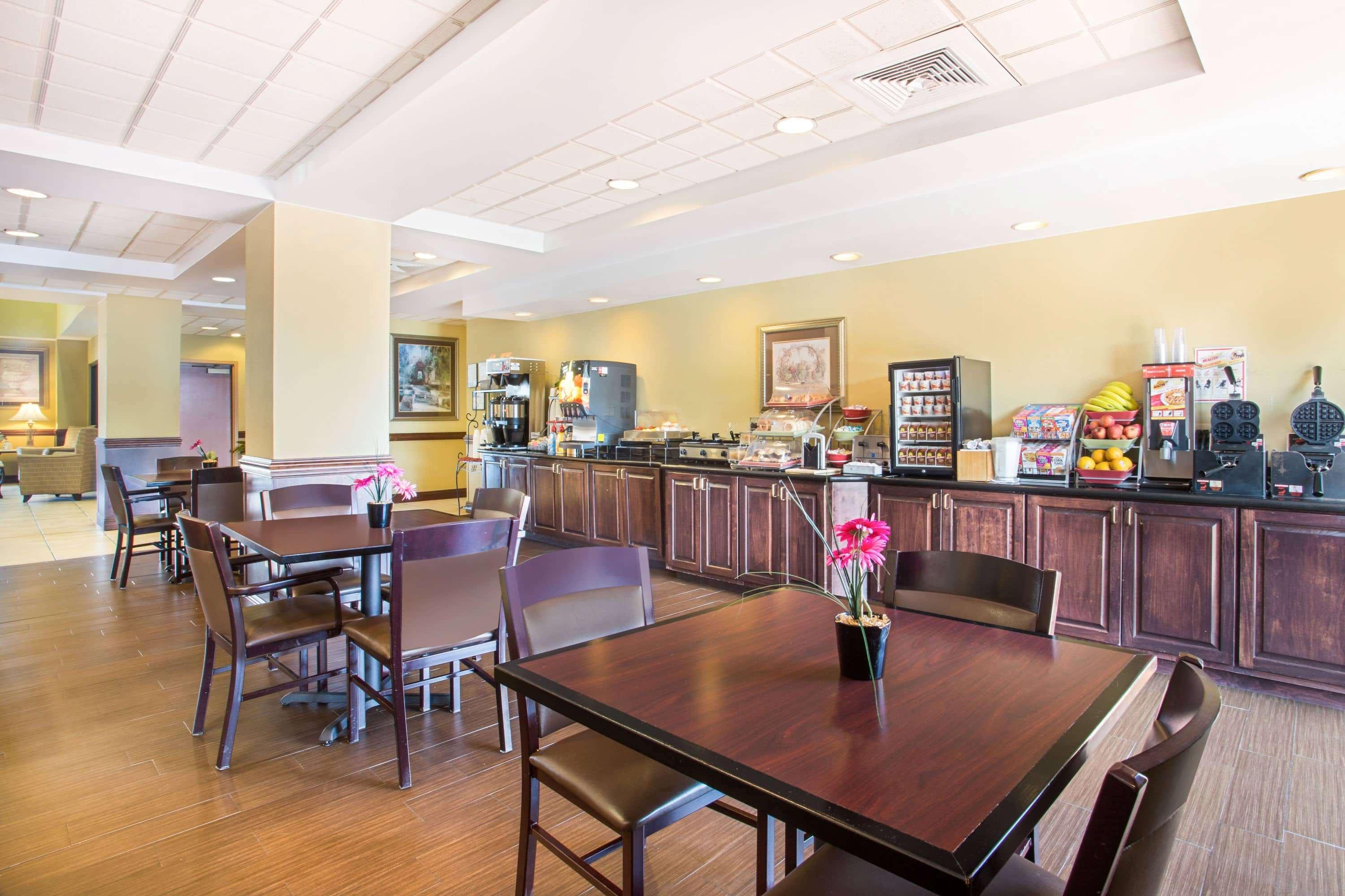 Holiday Inn Express & Suites - Mobile - I-65 By Ihg Extérieur photo